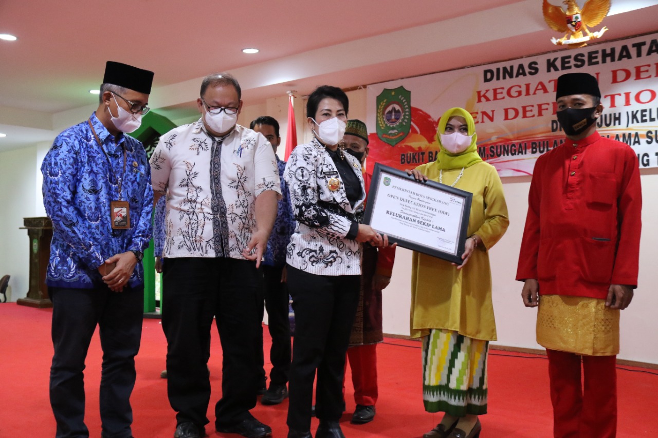 Wali Kota deklarasikan Open Defecation Free di Kota Singkawang