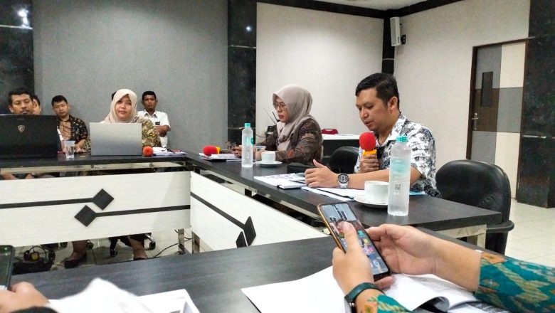 Pj. Sekda Aulia Candra Hadiri Penyampaian Laporan Akhir Database Infrastruktur Pertanian Kota Singkawang
