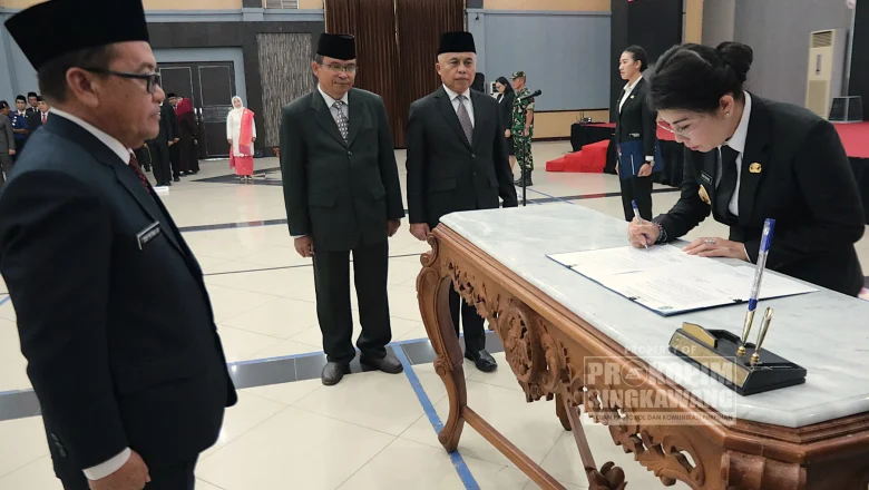 Wali Kota Lantik Pj Sekda Singkawang yang Baru