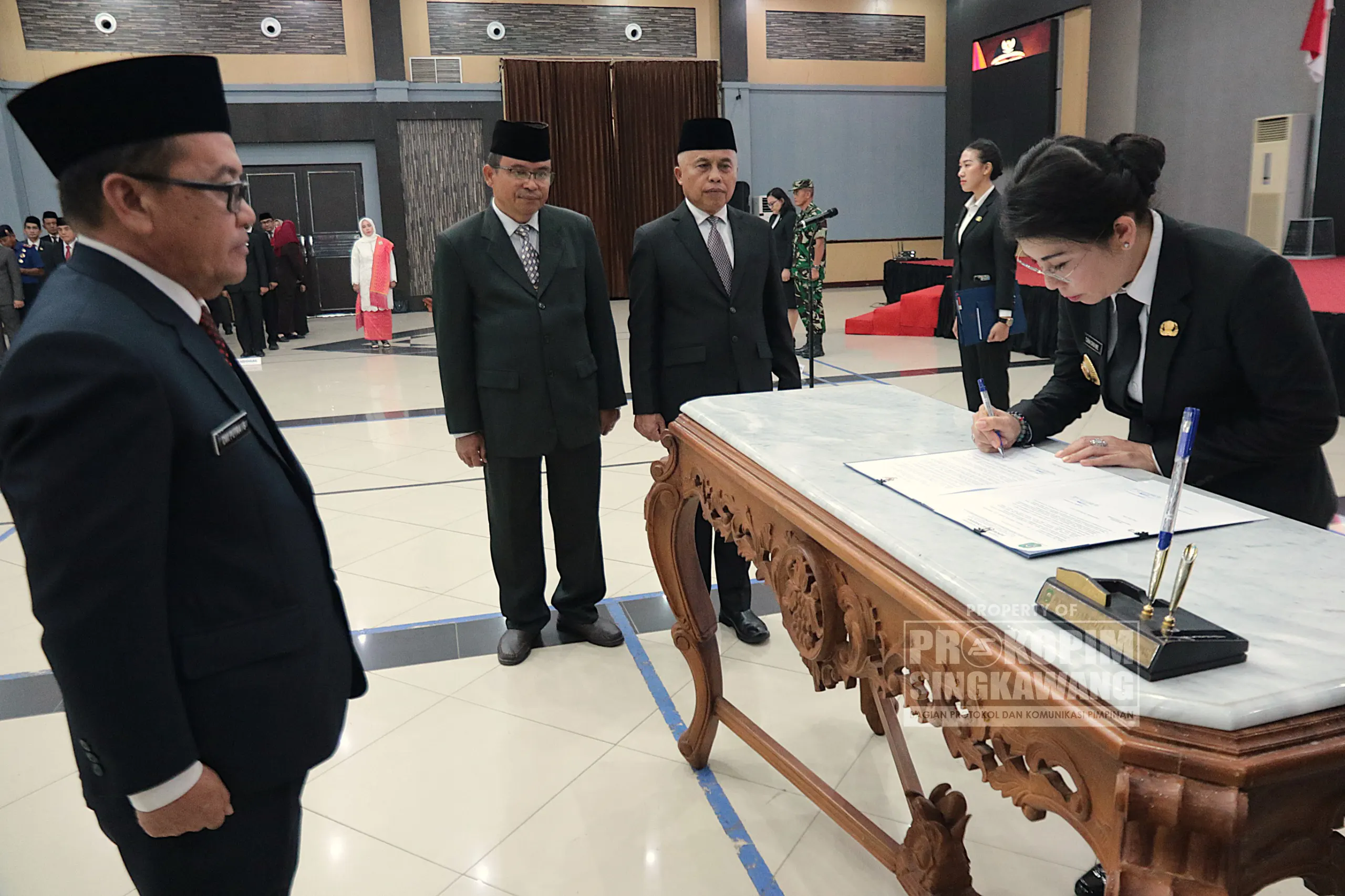Wali Kota Lantik Pj Sekda Singkawang yang Baru