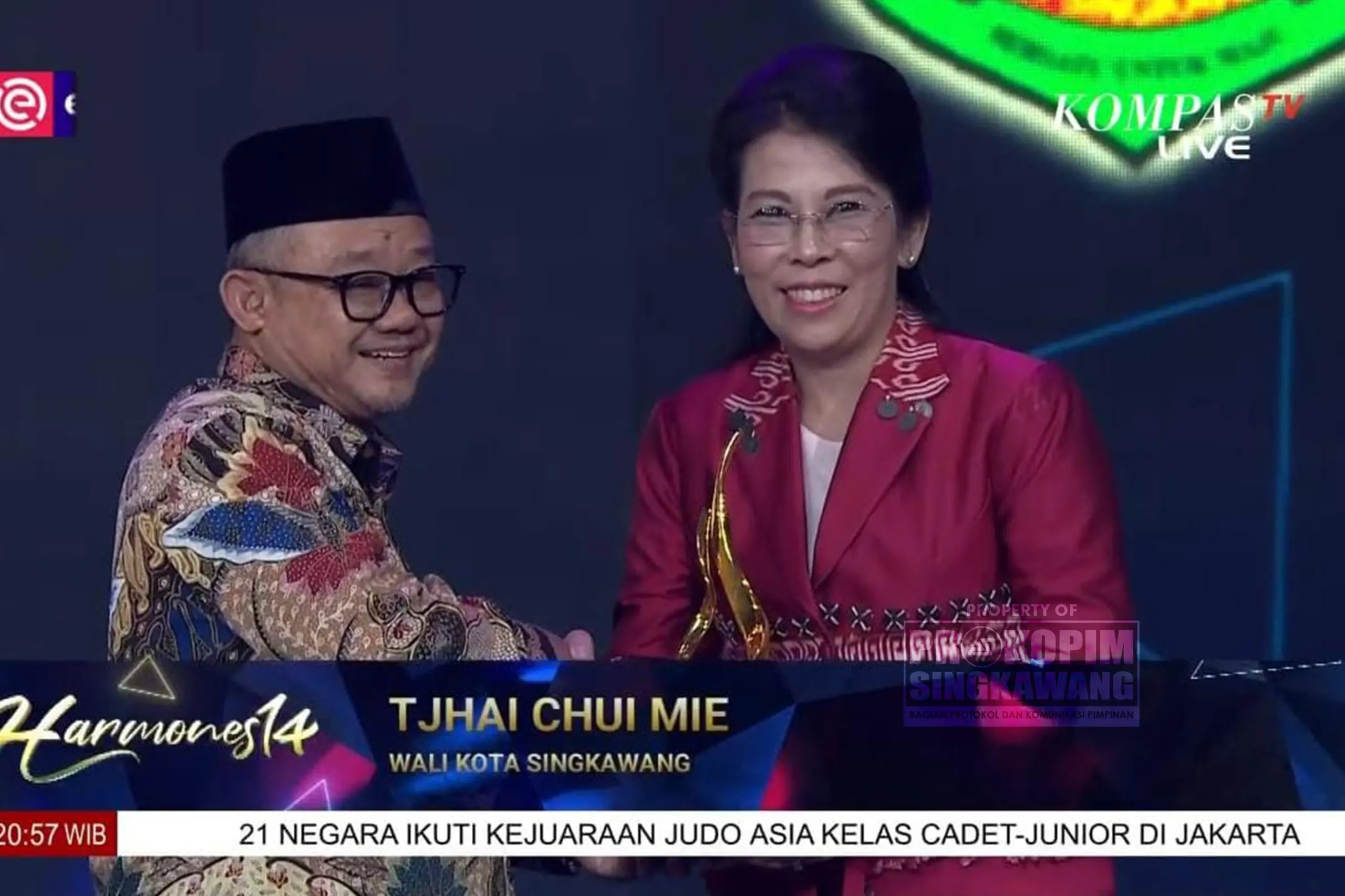 Tjhai Chui Mie Terima Penghargaan Akses dan Infrastruktur Pendidikan Oleh Kompas TV